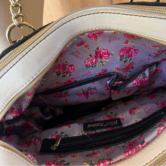 BETSEY JOHNSON BAG - Picture 7 of 10